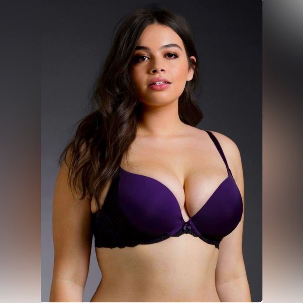 TORRID SMOOTH PUSH UP PLUNG BRA